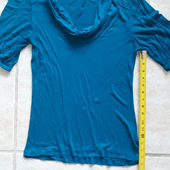 Banana Republic top - Picture 7 of 8